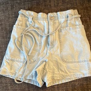 Zara jeans shorts loose fit with tie
